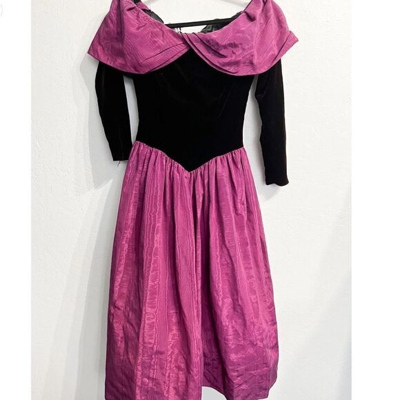 Vintage Jessica McClintock Off Shoulder Velvet Taffeta Purple Burgundy 4 90s 80s - Picture 1 of 10